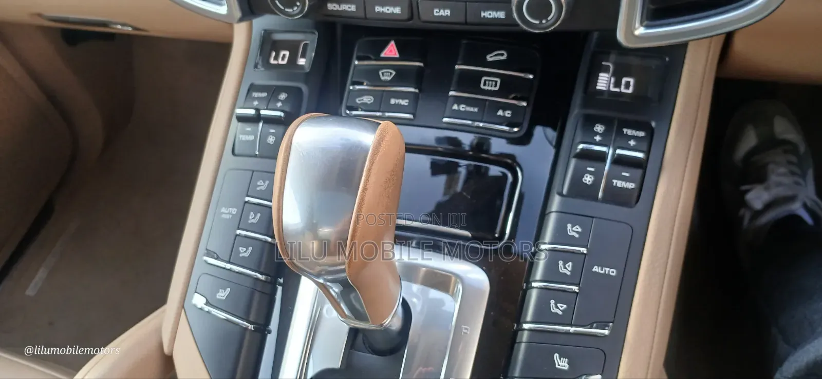 Porsche Cayenne Turbo AWD 2019 White