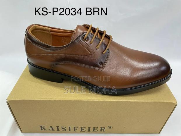 Official Shoes - thumbnail 3