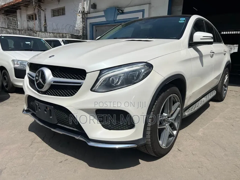 Mercedes-Benz GLE-Class GLE 350d 4MATIC 2018 Pearl