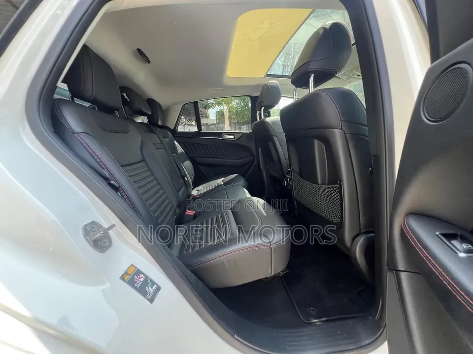 Mercedes-Benz GLE-Class GLE 350d 4MATIC 2018 Pearl