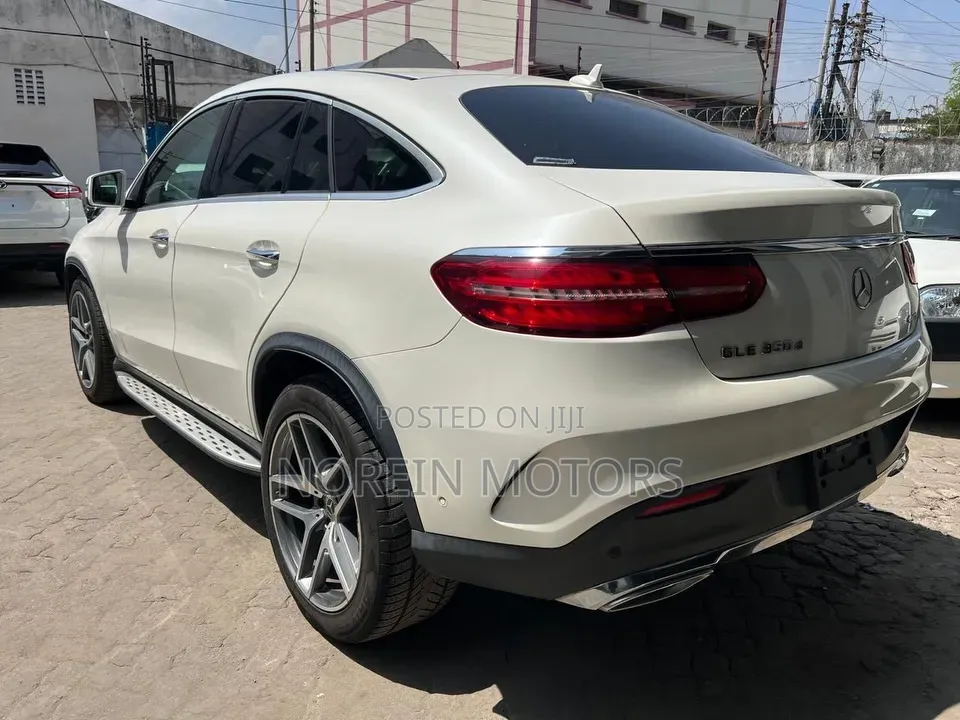 Mercedes-Benz GLE-Class GLE 350d 4MATIC 2018 Pearl