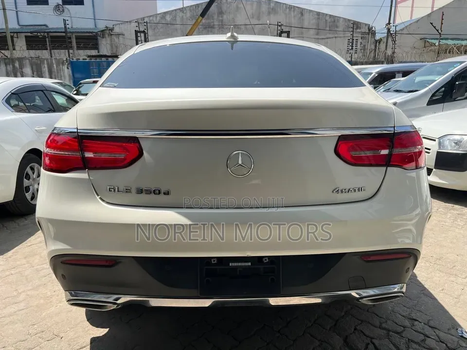 Mercedes-Benz GLE-Class GLE 350d 4MATIC 2018 Pearl