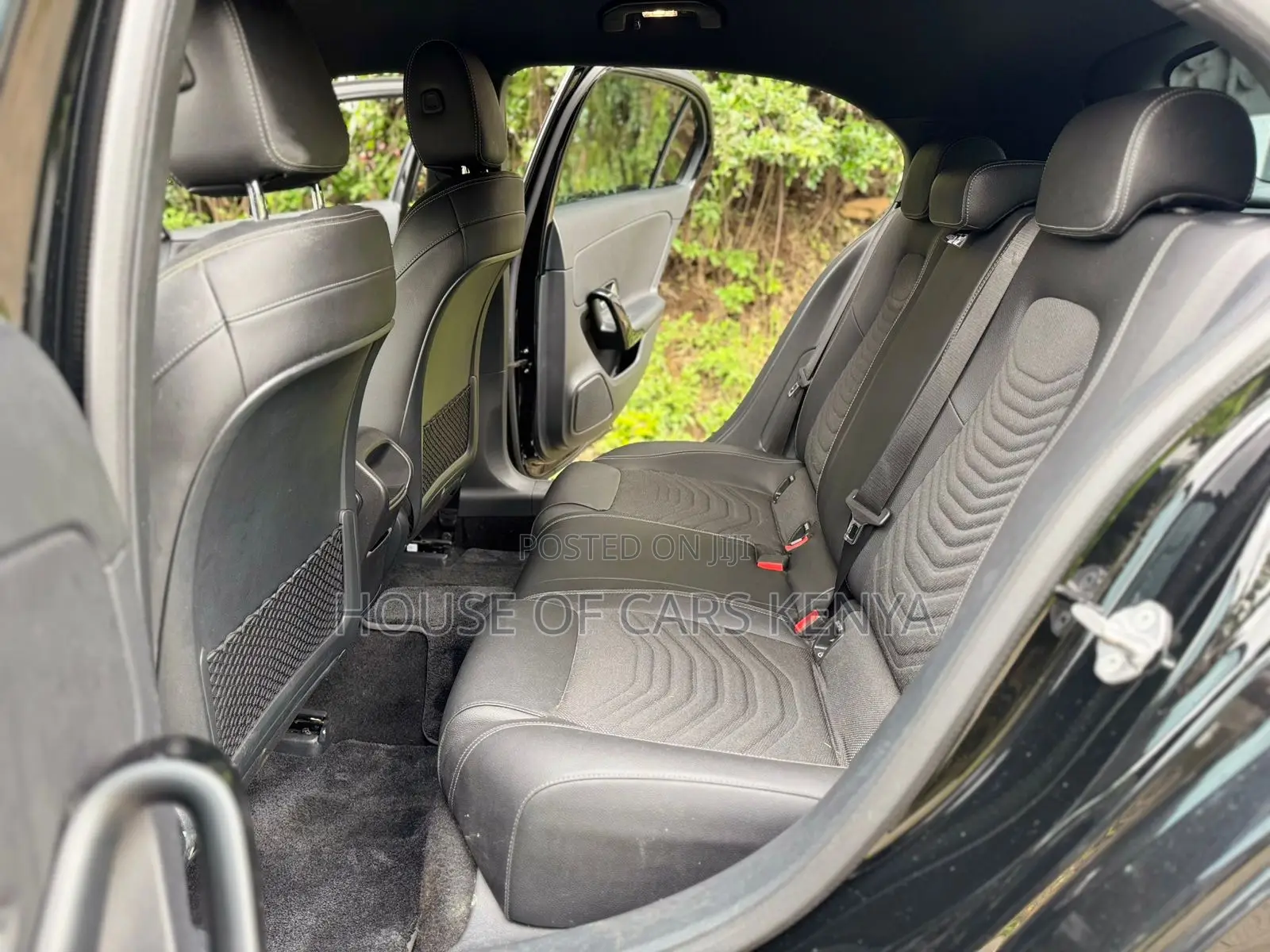 Mercedes-Benz A-Class 2019 Black