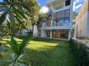 5bdrm House in Spring Valley for sale