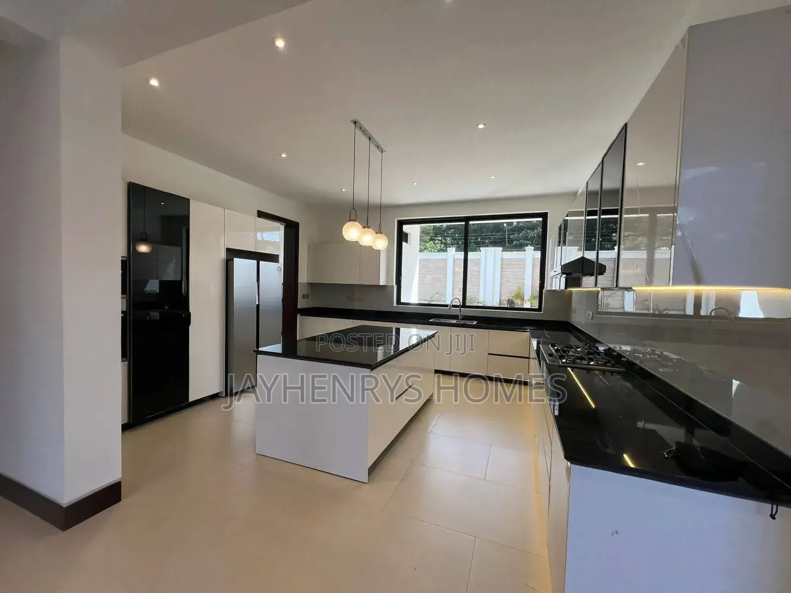 5bdrm House in Spring Valley for sale