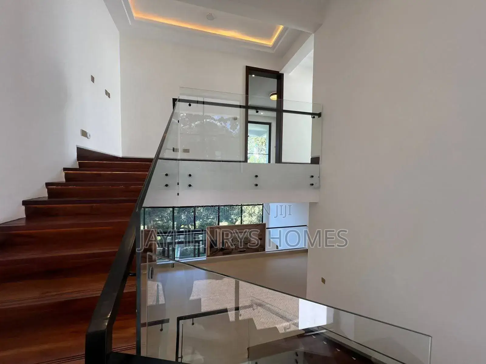 5bdrm House in Spring Valley for sale