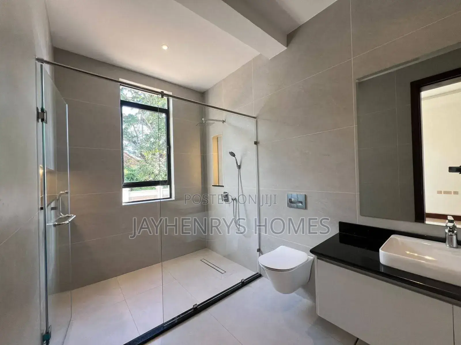5bdrm House in Spring Valley for sale