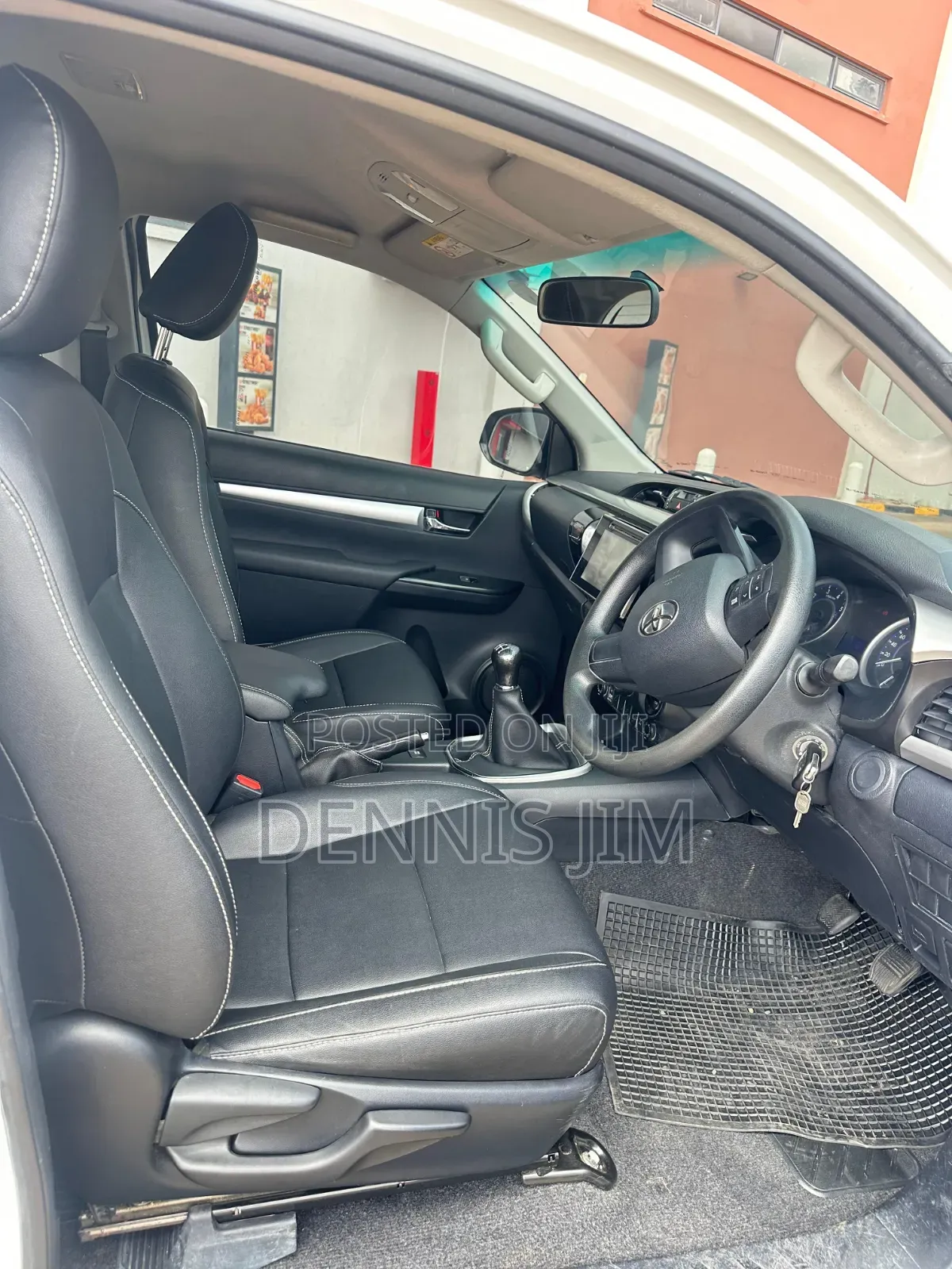 Toyota Hilux Revo Smart Cab Deisel 2.4 AWD 2017 White