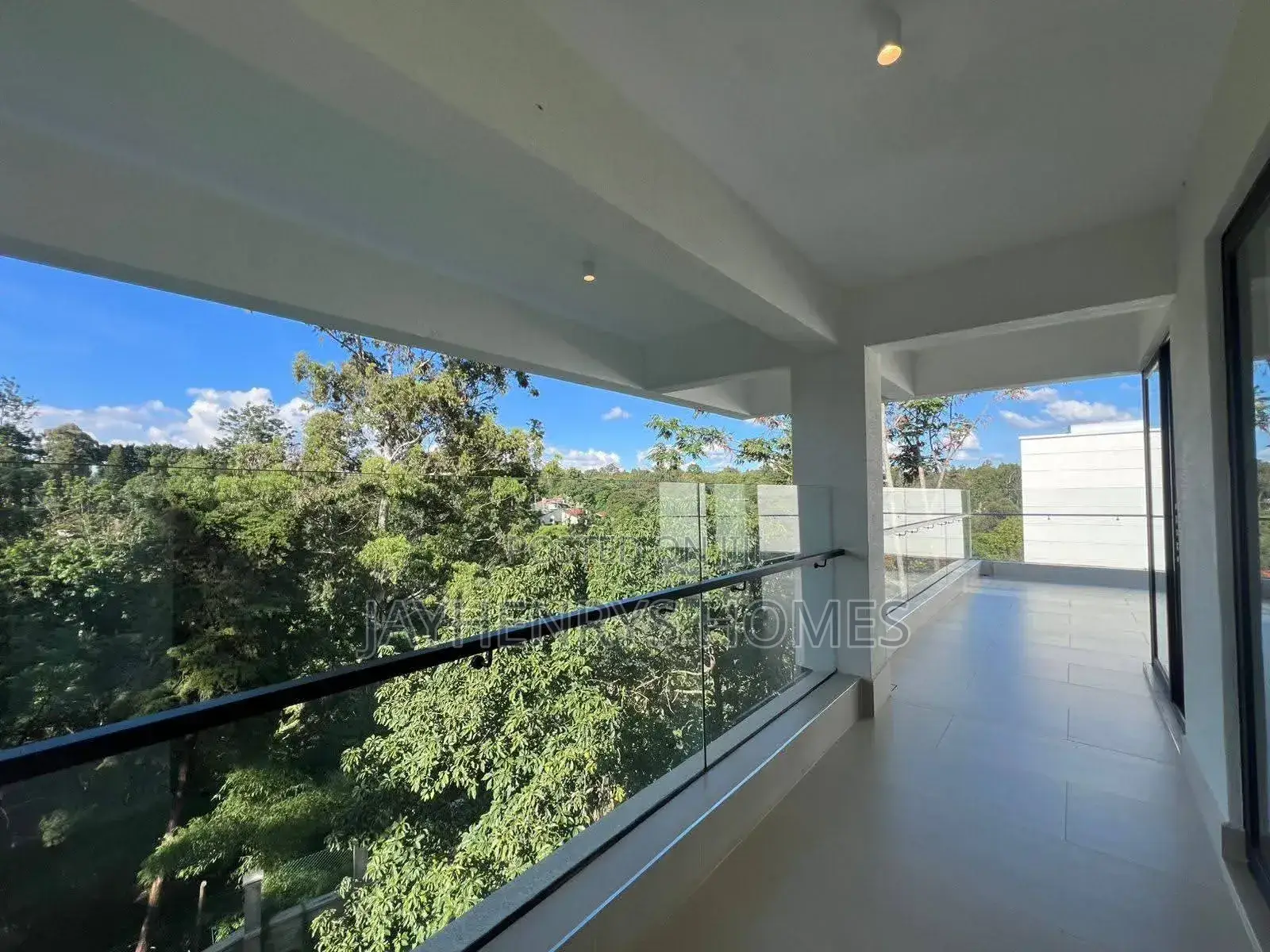 5bdrm House in Spring Valley for sale