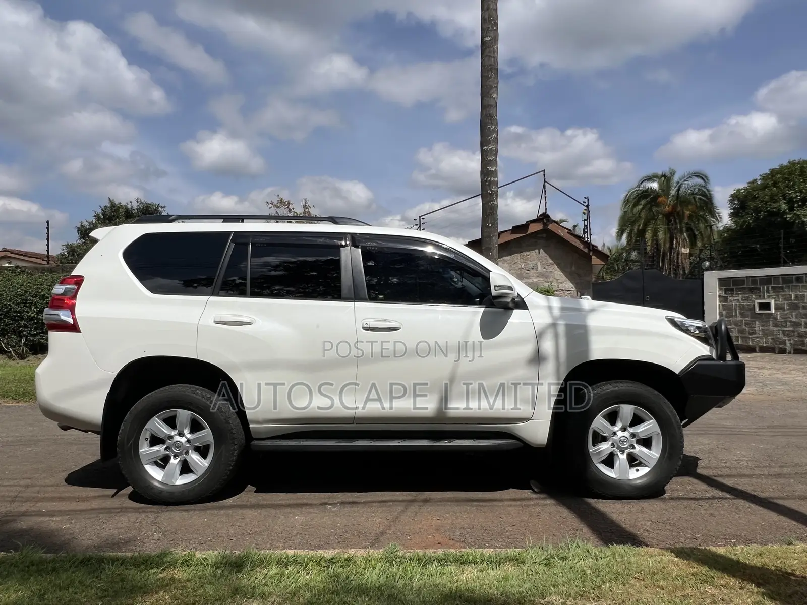 Toyota Land Cruiser Prado 2016 Pearl