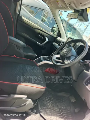 Toyota Raize 2019 Silver