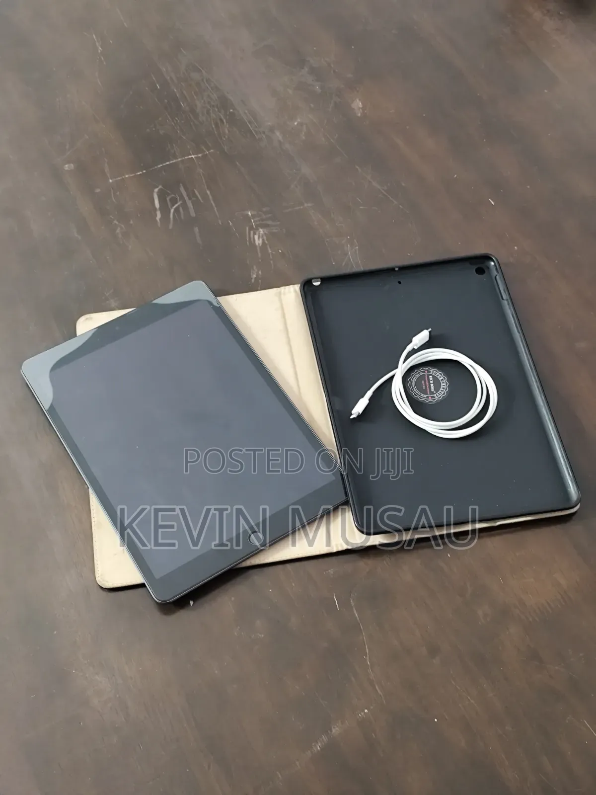 Apple iPad 10.2 (2021) 256 GB Gray