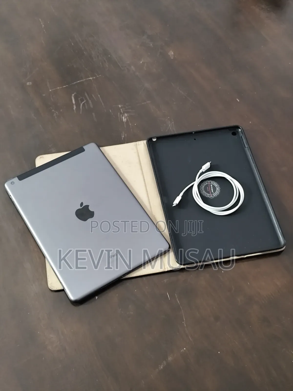 Apple iPad 10.2 (2021) 256 GB Gray