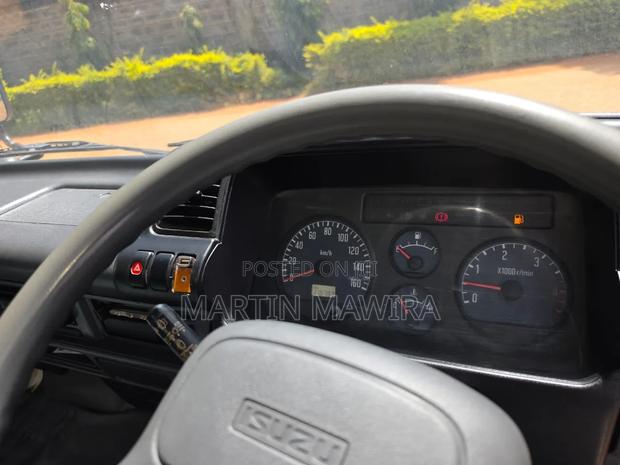 NKR Isuzu Closed - thumbnail 8