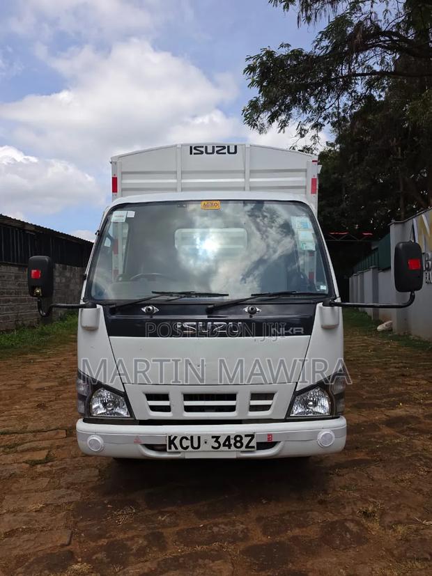 NKR Isuzu Closed - thumbnail 4