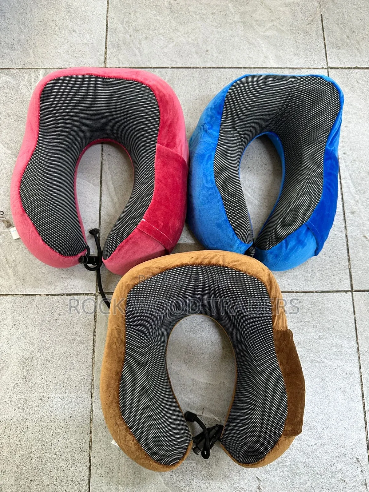 Neck Pillow With Phone Holder