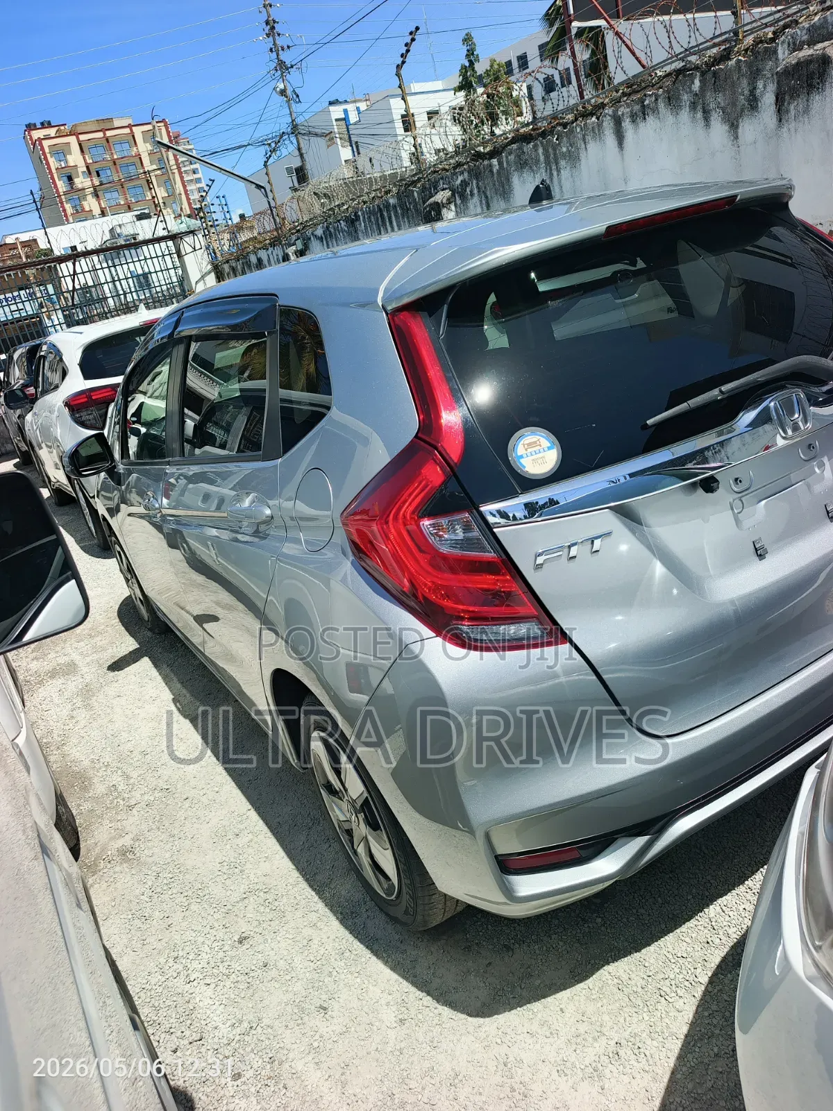 Honda Fit 2018 Silver