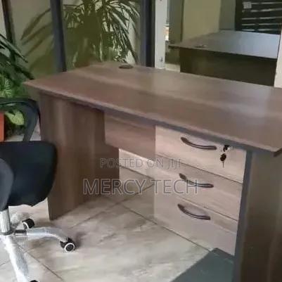 1.4m Executive Office Desk With - main view