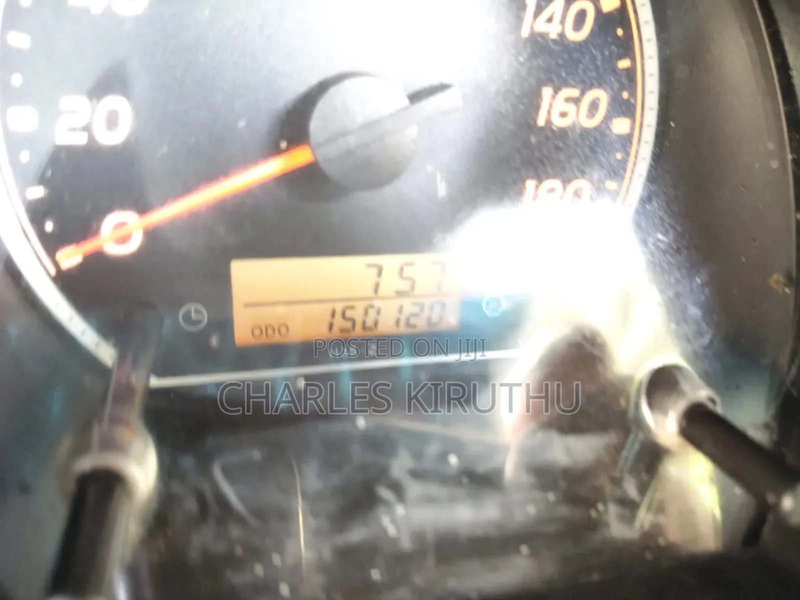Toyota HiAce 2013