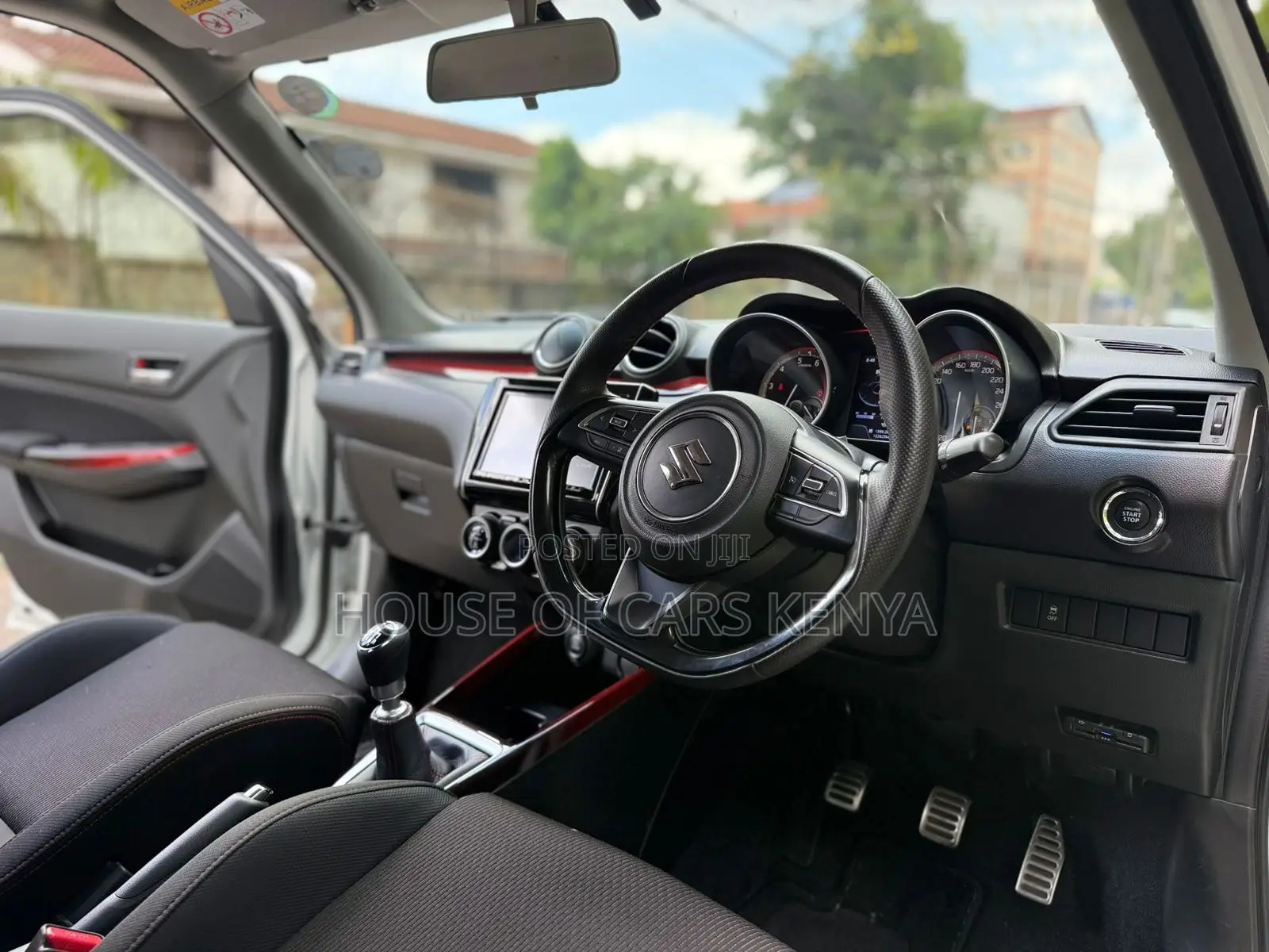 Suzuki Swift 2019 White