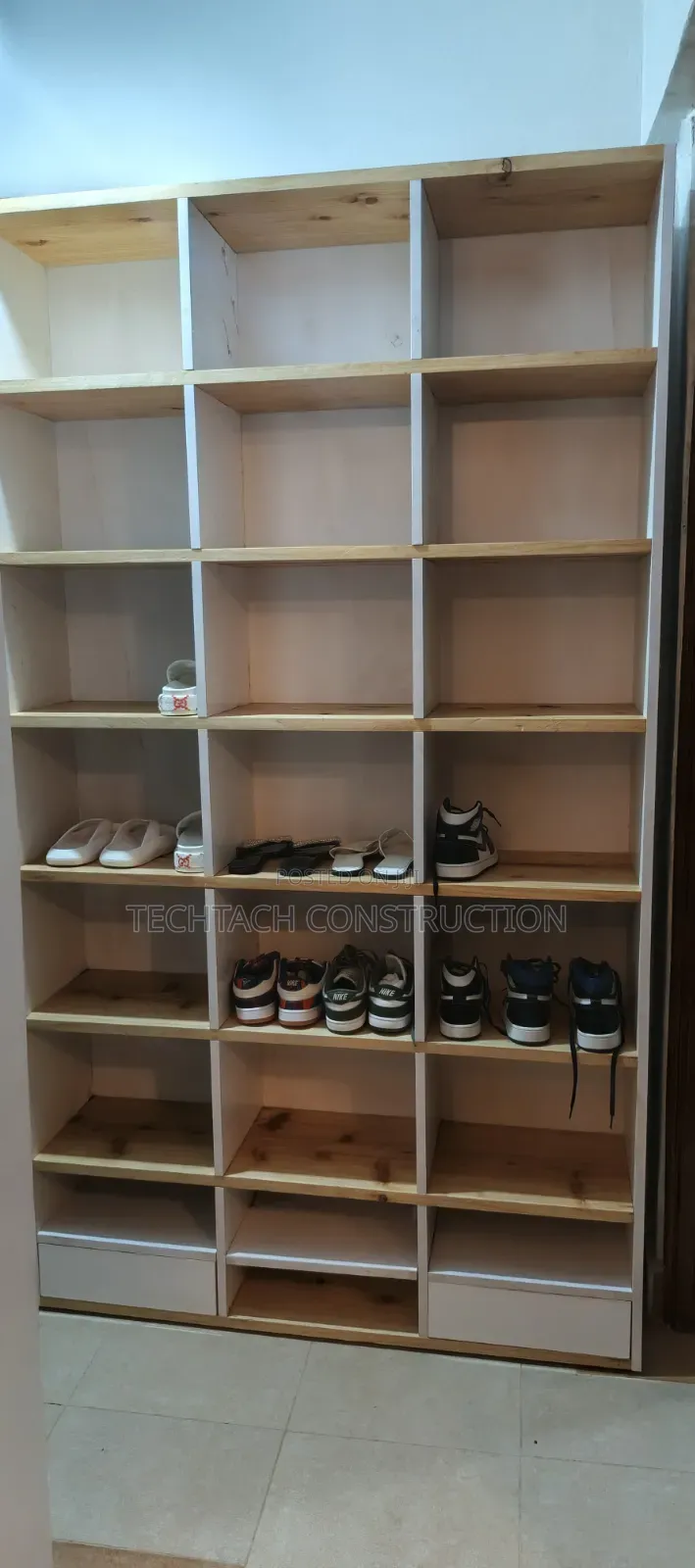 Shoerack 50 Pairs With Drawers