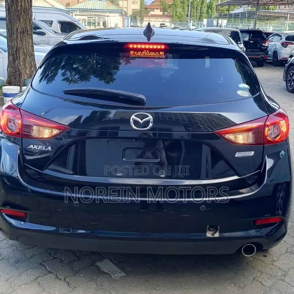 Mazda Axela 2018 Black