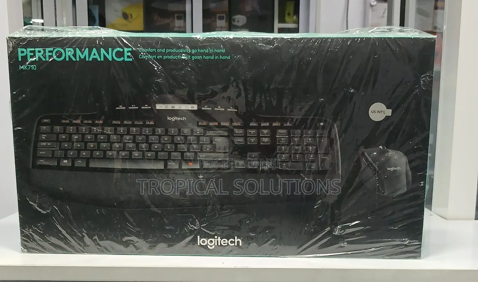 Logitech Mk710 Wireless Keyboard and Mouse Mk710