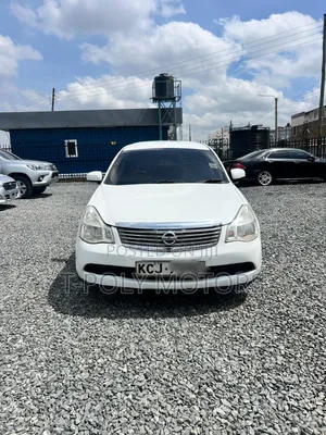 Nissan Bluebird 2009 White
