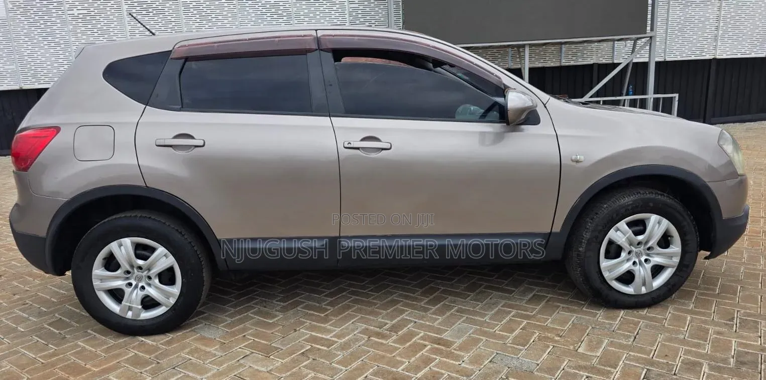 Nissan Dualis 2007 Brown