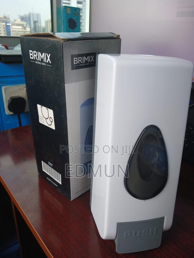 Manual Soap Dispenser 500ml - thumbnail 4