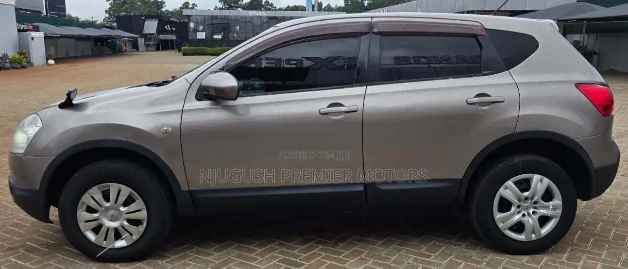 Nissan Dualis 2007 Brown