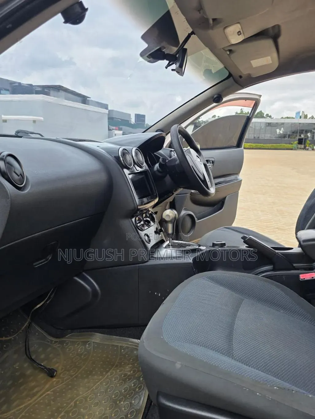 Nissan Dualis 2007 Brown