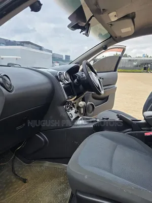 Nissan Dualis 2007 Brown