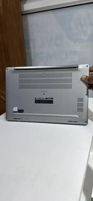 Laptop Dell Latitude 7400 8GB Intel Core i5 SSD 256GB