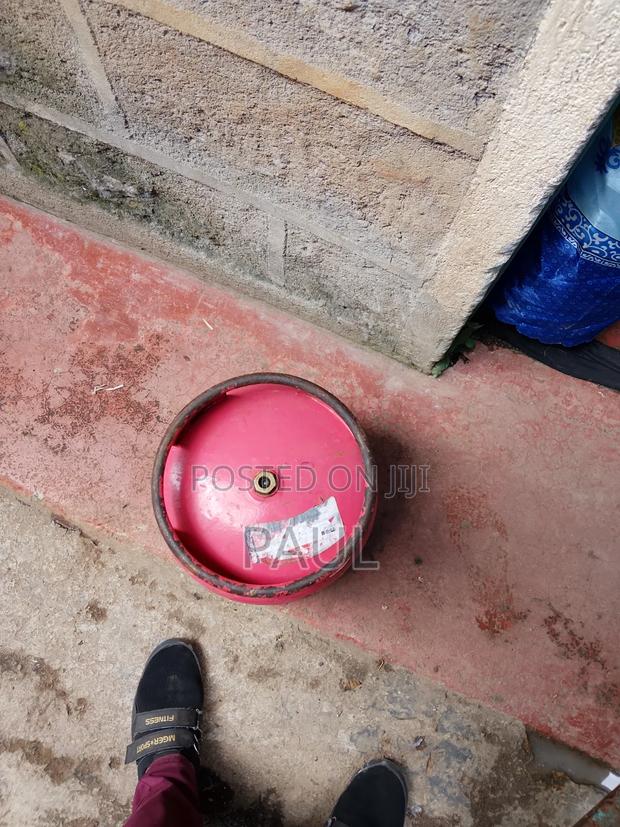 Gas Cylinder - main view