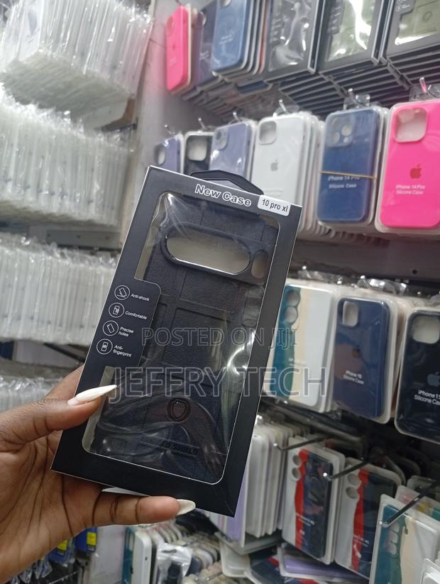 Google Pixel 8 Pro Heavy-Duty, Shockproof Cover - thumbnail 2
