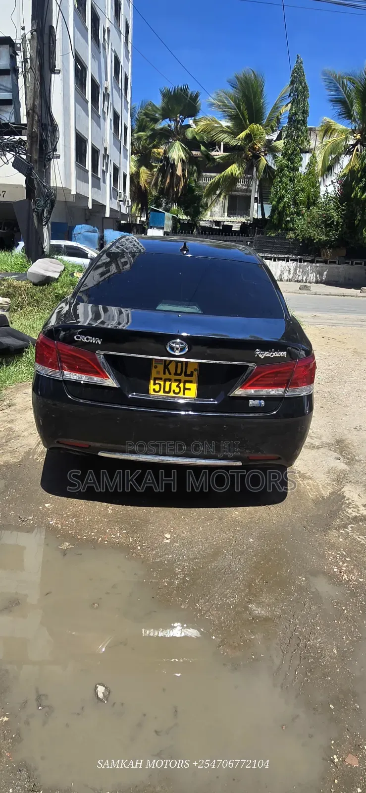 Toyota Crown 2017 Black