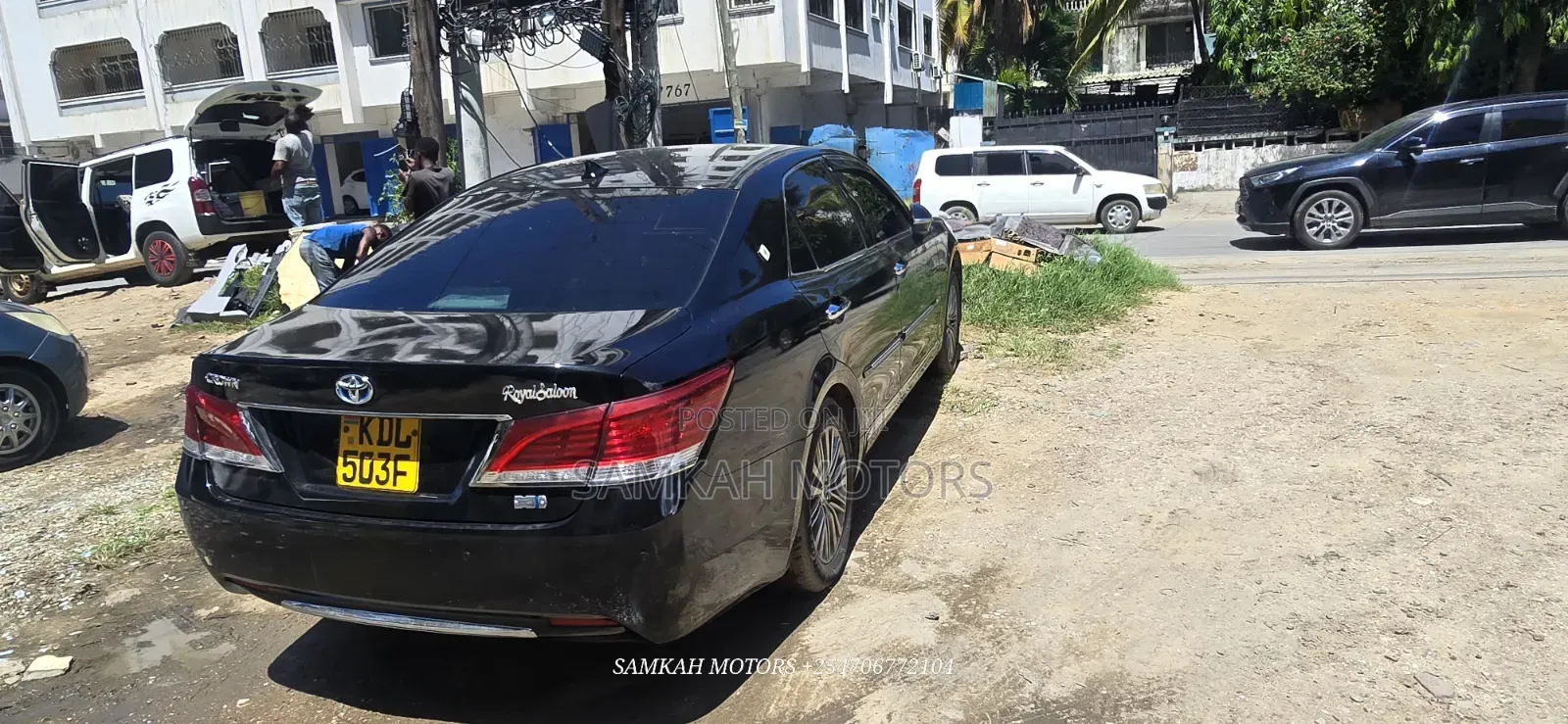Toyota Crown 2017 Black
