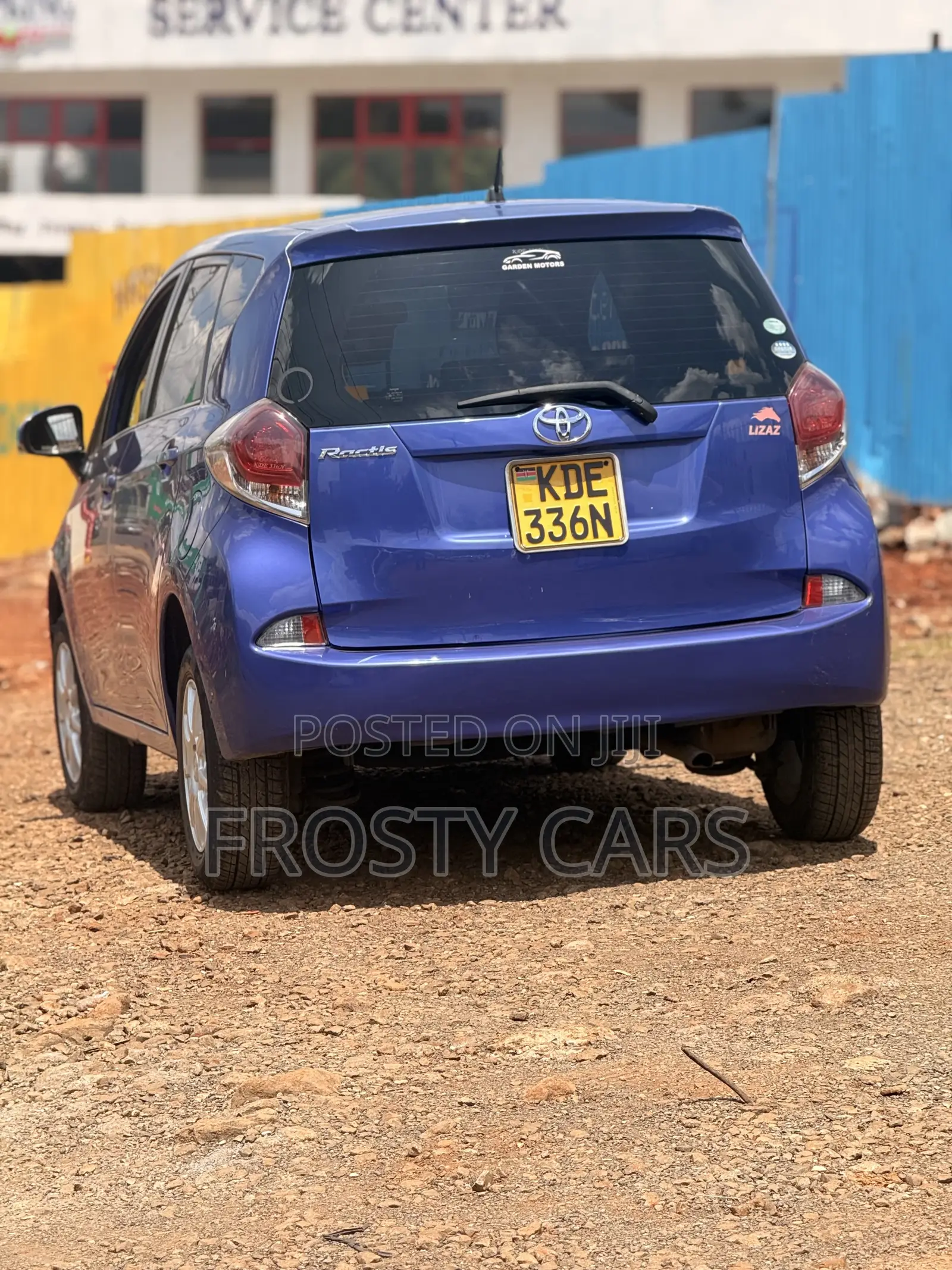 Toyota Ractis 1.5 FWD 2015 Blue