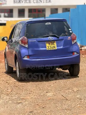 Toyota Ractis 1.5 FWD 2015 Blue