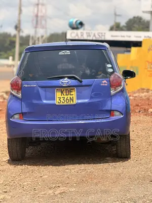 Toyota Ractis 1.5 FWD 2015 Blue