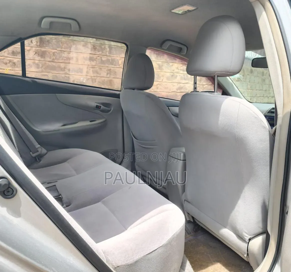 Toyota Axio 2011