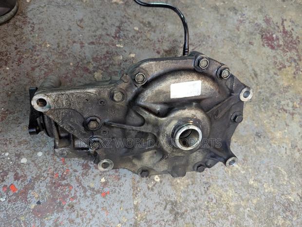 BMW X5 E70 Front Differential Diff 3.0 Diesel Automatic  - thumbnail 3