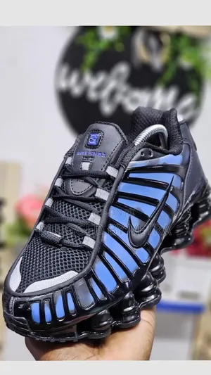 Nike Shox Colour Changer "Thermal Blue Colourway"