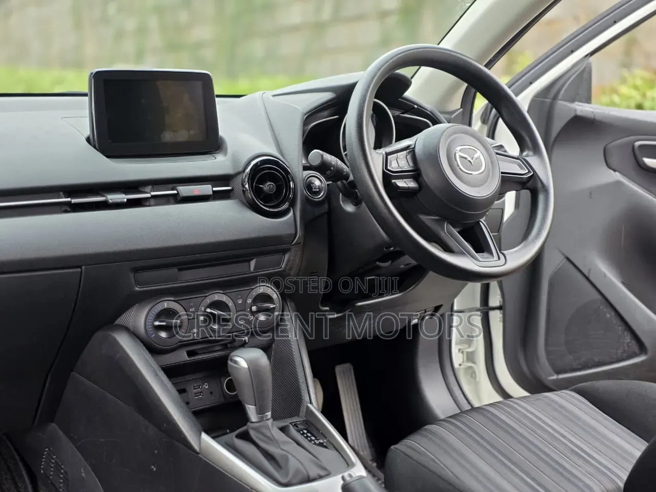Mazda 2 2020 Pearl