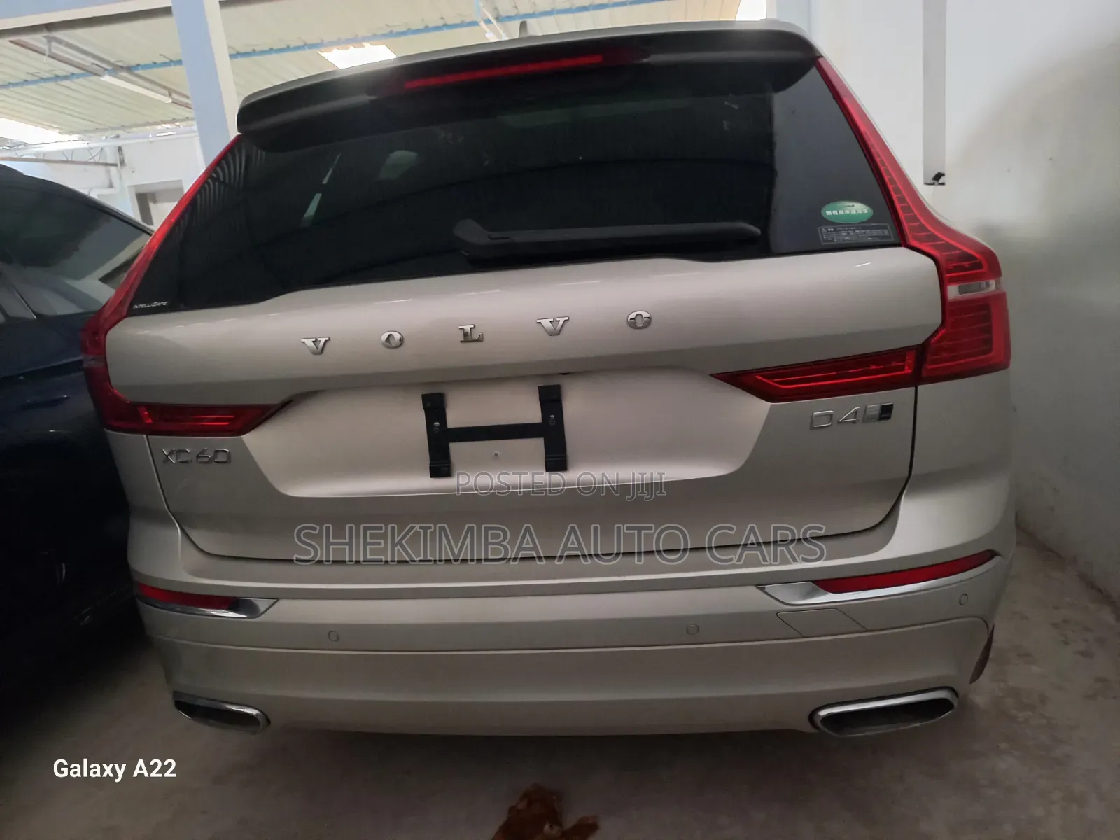 Volvo XC60 2020 Gold