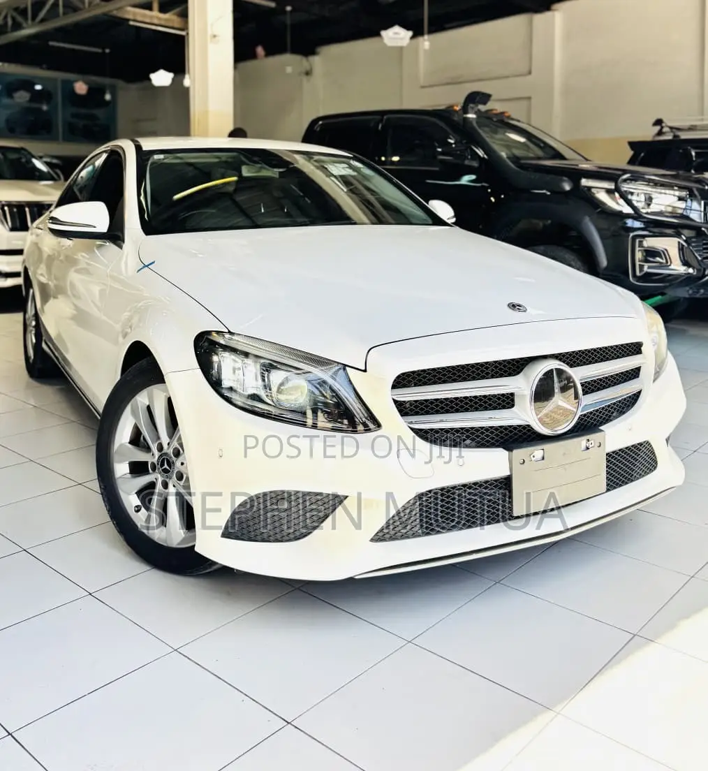 Mercedes-Benz C200 2019 White