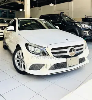 Mercedes-Benz C200 2019 White