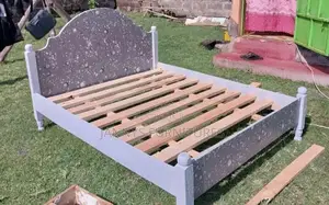 Grey Board Bed