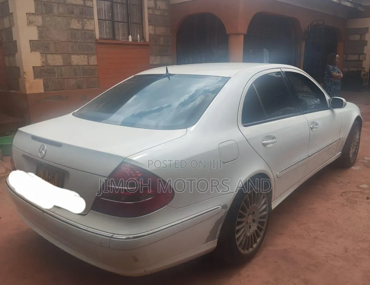 Mercedes-Benz E240 2004 White
